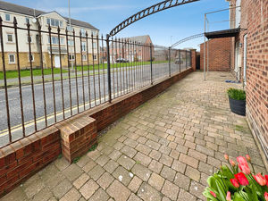 Photo 18- click for photo gallery